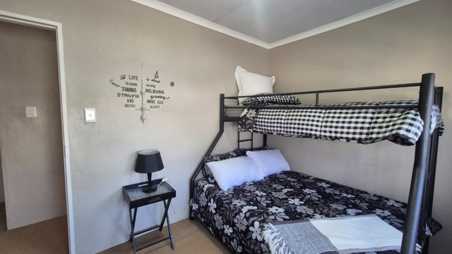 3 Bedroom Property for Sale in Country Club Western Cape